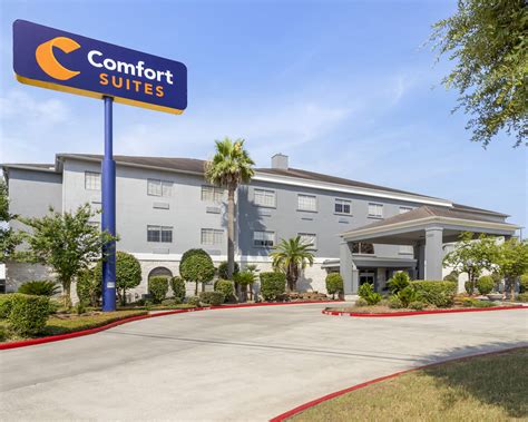 comfort suites locations.
